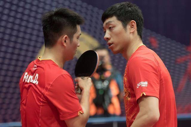 力的背景下 力的背景下